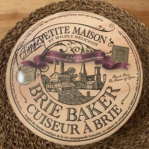 Petite Maison Brie Baker